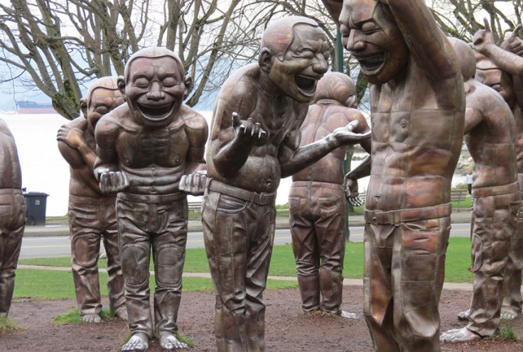Yue-Minjuns-iconic-scupltures-A-maze-ing-Laughter.-Image-via-vancouverstreetblog